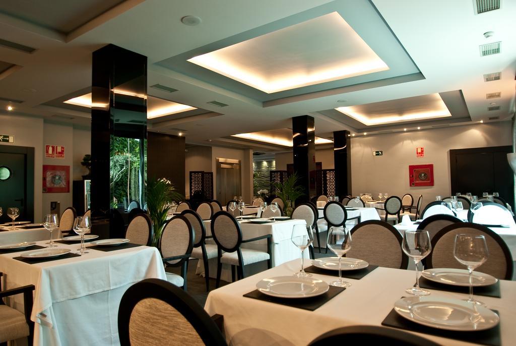 Hotel Infanta Leonor Écija Restaurant billede