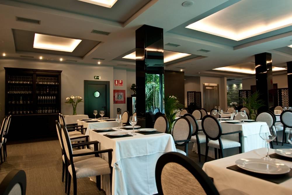 Hotel Infanta Leonor Écija Restaurant billede